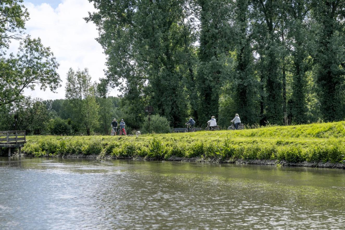 Sealov Hebergements Insolites- Linge, Menage Et Velos Inclus Eaucourt-sur-Somme エクステリア 写真