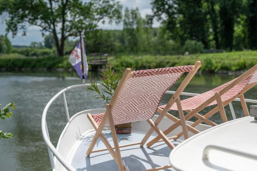 Sealov Hebergements Insolites- Linge, Menage Et Velos Inclus Eaucourt-sur-Somme エクステリア 写真